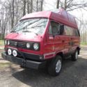 1979 Red Volkswagen Bus/Vanagon thumbnail