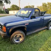 1990 Blue Dodge Dakota thumbnail