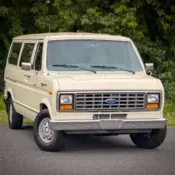 1990 White Ford E-150 Econoline thumbnail