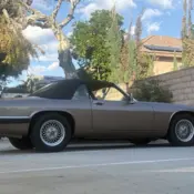 1990 Brown Jaguar XJS thumbnail