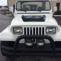 1990 White Jeep Wrangler thumbnail