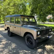 1990 Gray Land Rover Defender thumbnail