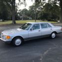 1990 Silver Mercedes-Benz 400-Series thumbnail