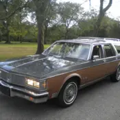 1990 Gray Oldsmobile Custom Cruiser thumbnail