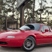 1990 Red Mazda MX-5 Miata thumbnail