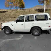 1990 White Toyota Land Cruiser thumbnail