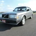 1990 Silver Volvo 240 thumbnail
