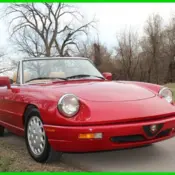 1991 Red Alfa Romeo Spider thumbnail