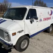 1991 White Chevrolet G20 thumbnail