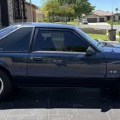 1991 Blue Ford Mustang thumbnail