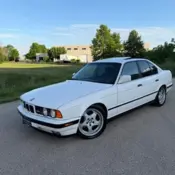 1991 Alpine White II BMW M5 thumbnail