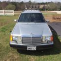 1991 Silver Mercedes-Benz 300-Series thumbnail