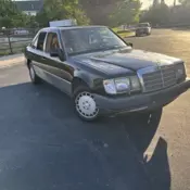 1991 Black Mercedes-Benz 300-Series thumbnail