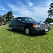1991 Gray Mercedes-Benz 300D thumbnail