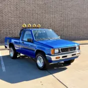 1991 Blue Mitsubishi Mighty Max thumbnail