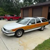 1992 White Buick Roadmaster thumbnail