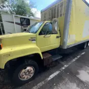 1992 Yellow GMC C6000 Topkick thumbnail