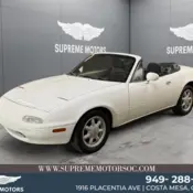 1992 White Mazda MX-5 Miata thumbnail