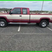 1992 Red GMC Sierra 2500 thumbnail