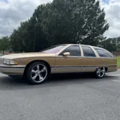 1993 Tan Buick Roadmaster thumbnail