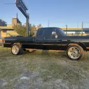 1993 Green Dodge D-Series thumbnail