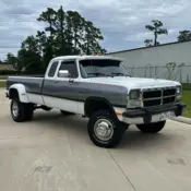 1993 White Dodge Ram thumbnail
