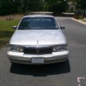 1993 Opal Frost (Metallic) Lincoln Continental thumbnail