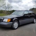 1993 Black Mercedes-Benz 400-Series thumbnail