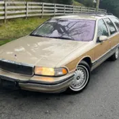 1994 Gold Buick Roadmaster thumbnail