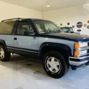 1994 Blue Chevrolet Blazer thumbnail