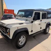 1994 White Land Rover Defender thumbnail