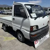1994 White Mitsubishi Minicab thumbnail