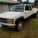 1993 White Chevrolet C/K Pickup 3500 thumbnail