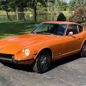 1972 Orange Datsun Z-Series thumbnail