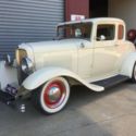 1932 cream Ford Model A thumbnail