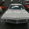 1965 White Chevrolet Bel Air/150/210 thumbnail