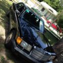 1991 Black Mercedes-Benz 400-Series thumbnail