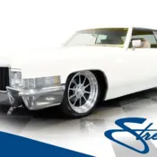 1970 White Cadillac DeVille thumbnail
