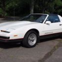 1989 White Pontiac Firebird thumbnail