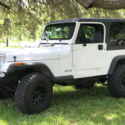 1992 White Jeep Wrangler thumbnail
