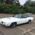 1970 White Pontiac GTO thumbnail