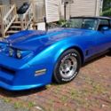 1982 Blue Chevrolet Corvette thumbnail