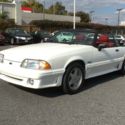 1989 White Ford Mustang thumbnail
