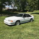 1990 White Ford Mustang thumbnail