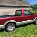 1994 Burgundy Chevrolet S10 thumbnail