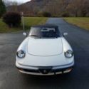 1986 White Alfa Romeo Spider thumbnail