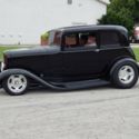1932 Black Ford Model B thumbnail