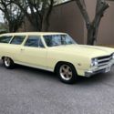 1965 Yellow Chevrolet Chevelle thumbnail