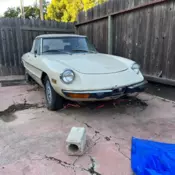 1974 Beige Alfa Romeo Spider thumbnail