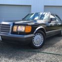1990 Black Mercedes-Benz 300-Series thumbnail